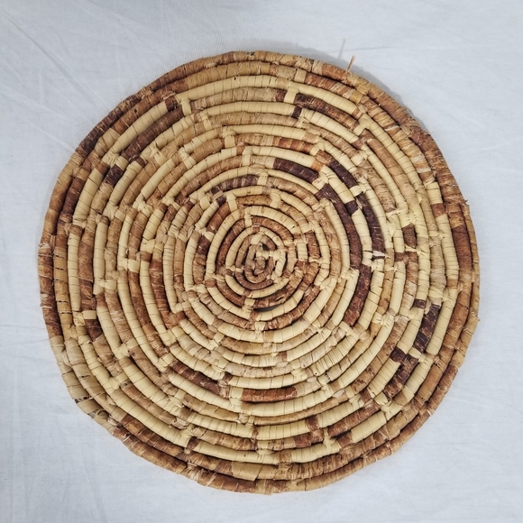 Wooden/wicker round Trivets two - Picture 3 of 11